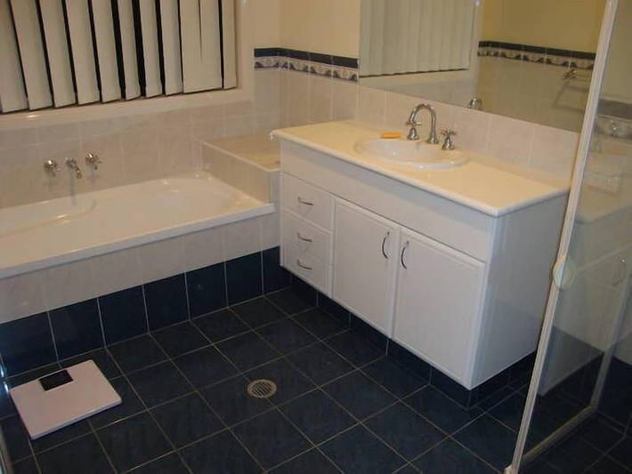 Holiday home for 14 people, with hot tub and garden, with pets in Queensland