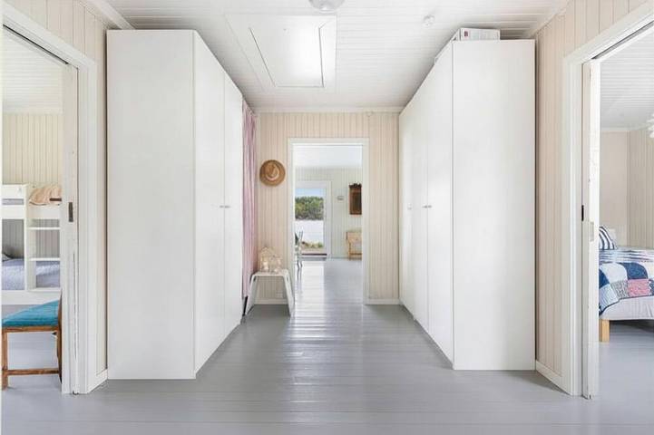 Waterfront Retreat - Frontline Oslofjord | Small boat included | Fireplace in Røyken