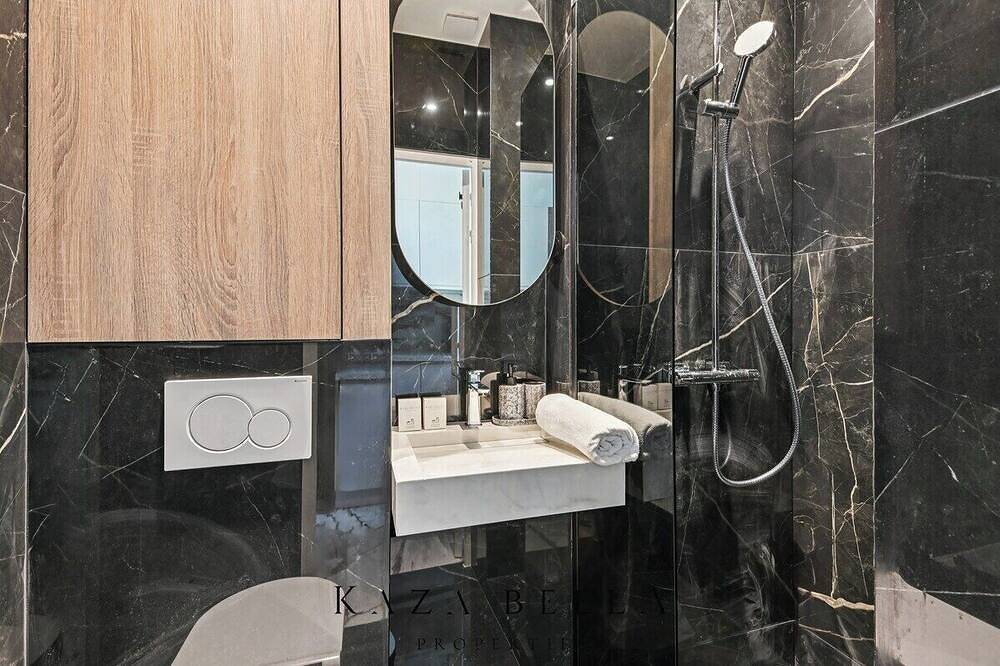 Entire apartment, Charmant studio Levallois-Perret proche de Paris in Levallois-Perret, Hauts-de-Seine