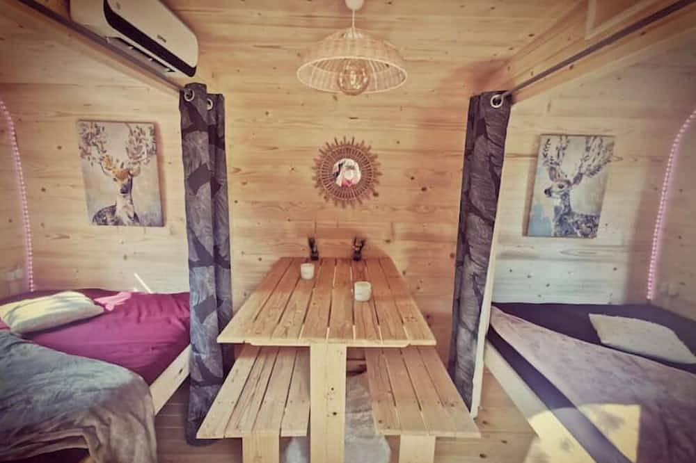 2 Bedroom Chalet in Pruniers-en-Sologne in Pruniers-en-Sologne, Sologne