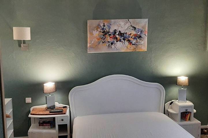 Wunderschönes Mas Provençal mit 3 Bed And Breakfast + Pool in Cavaillon, Regionaler Naturpark Luberon
