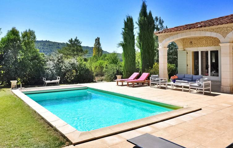 Location de vacances pour 10 personnes, avec terrasse et piscine à Gordes - 4