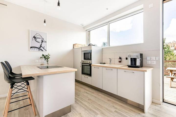 Gîte pour 6 personnes, avec vue et terrasse, animaux acceptés à Saint-Galmier - 2