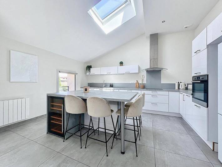 Location de vacances pour 6 personnes, avec terrasse, animaux acceptés à Châtillon-sur-Chalaronne - 4