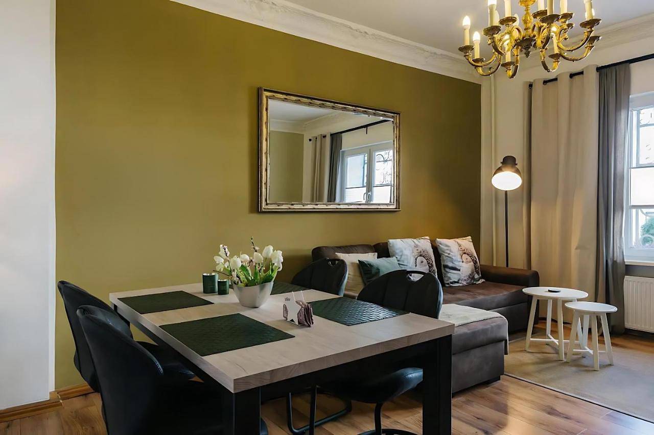 Ganze Wohnung, Apartment in Charlottenburg Berlin, Berlin