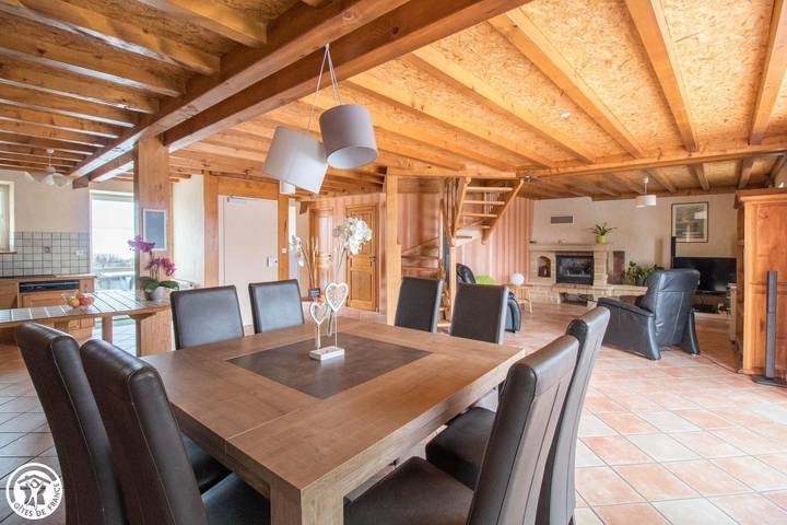 Gîte pour 6 personnes, avec jardin à Vernines - 4