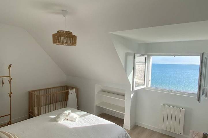 Location de vacances pour 10 personnes, avec Terrasse et Jardin dans Plage Kerurus Plouneour Trez