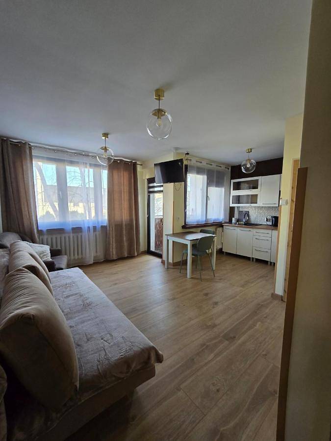 Apartament wakacyjny dla 3 osób, z balkon w Legnica