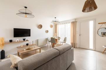 Gîte pour 4 personnes, avec terrasse à Jonage