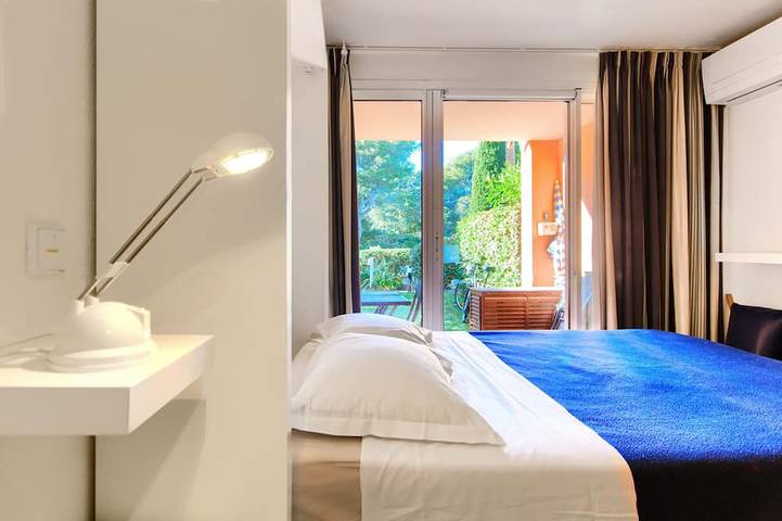 Gîte pour 4 personnes, avec piscine ainsi que balcon et jardin dans Plage La Badine - 3