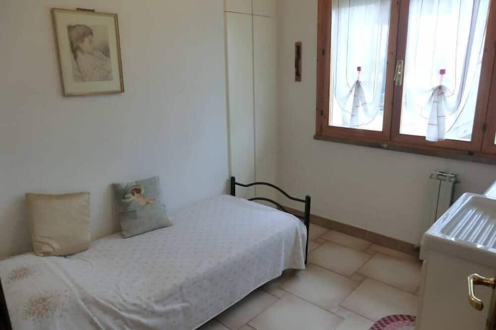 Ganze Wohnung, Panorama-Wohnung (Penthouse) 10 Km San Gimignano in Certaldo, Chianti
