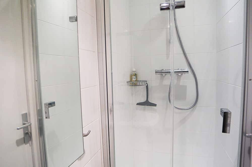 Apartamento entero, Le Cocon Urbain\" 2-room apartment in Neuilly-Plaisance, Sena-Saint Denis
