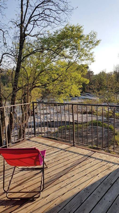 Location de vacances pour 6 personnes, avec jardin et vue, adapté aux familles à Rosières (Ardèche) - 2