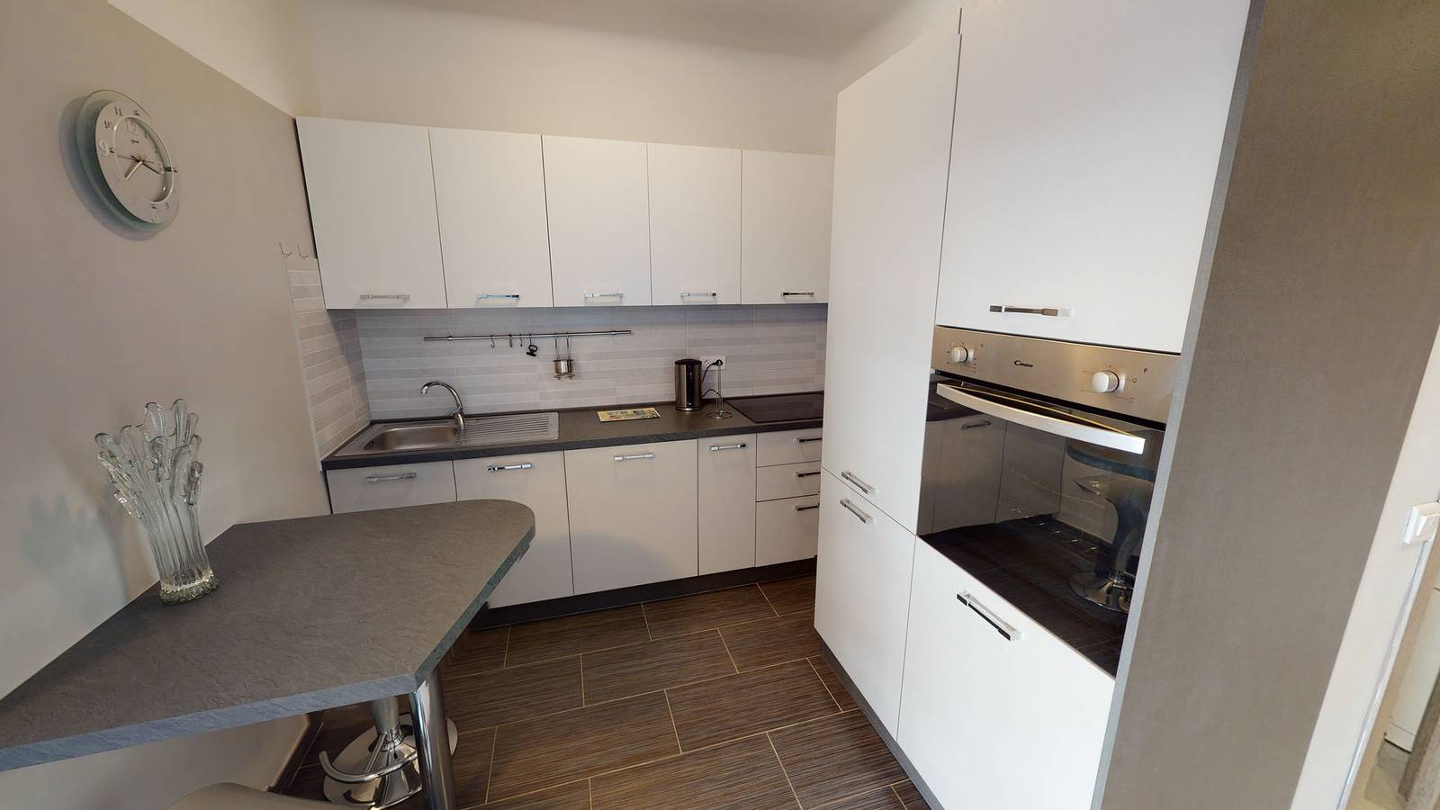 Appartement entier, Giotto - Joli 3P proche plages avec terrasse et parking - 32M in Menton, Région de Nice