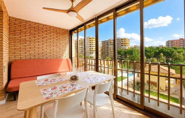 Apartamento vacacional entero, Encantador apartamento de 70 m² con piscina y terraza cerca de Playa del Serradal in Benicasim, Costa del Azahar