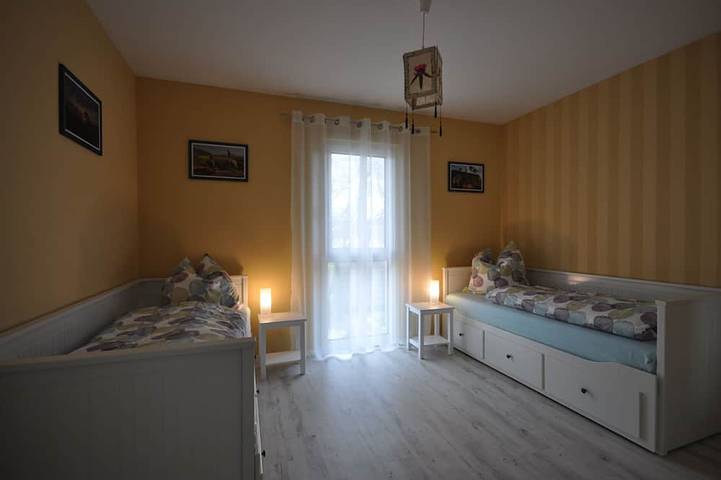 Ferienhaus für 6 Personen, mit Garten und Balkon im Weimarer Land - 2