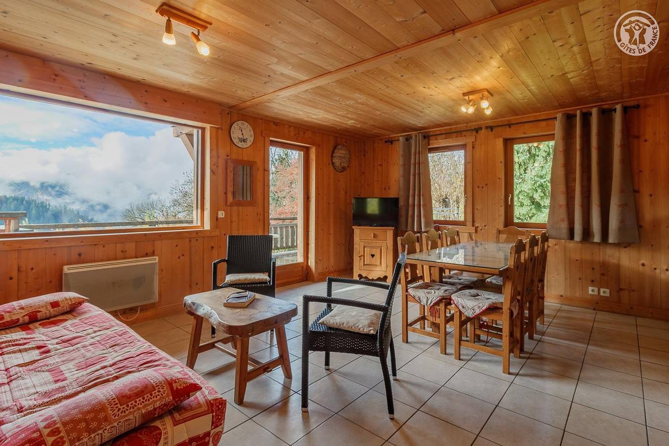 La Cour - La Dent De Cons in Notre-Dame-de-Bellecombe, Albertville region