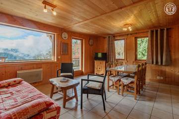Chalet pour 6 Personnes dans Notre-Dame-de-Bellecombe, Espace Diamant, Photo 1