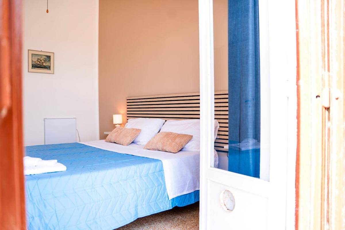 Appartamento intero, Appartamento Fronte Mare - Accesso Privato Spiaggia - Wifi in Anzio, Provincia di Roma