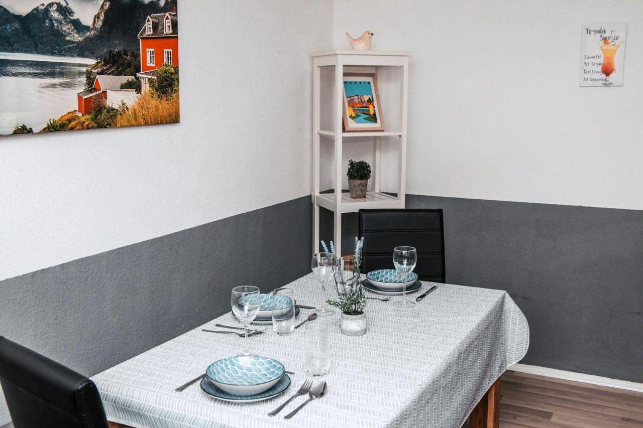 Geheel appartement, Individual Apartments - Zentrale, ruhige Wohnung in Innenstadt - Küche, Parkplatz, Terrasse, Smarttv, Netflix in Bitburg, Eifelkreis Bitburg-Prüm