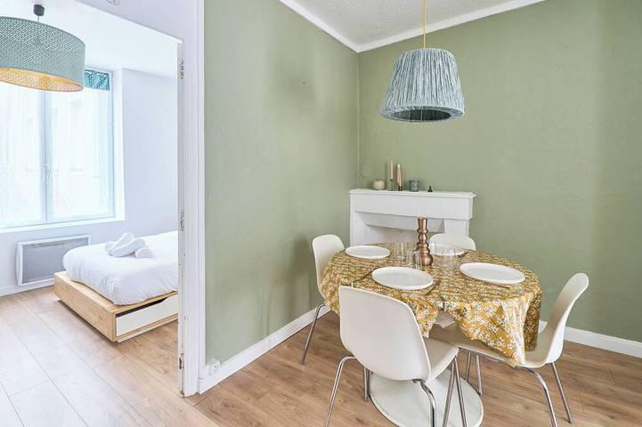 Apartamento entero, The Carmes Lodge in the Heart of Nantes Wi-Fi in Nantes, Nantes region