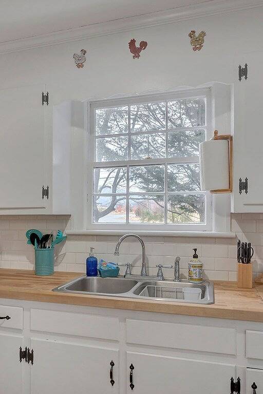 Gemütliche Innenstadt Crozet Cottage | Gehe zu Alles | Haustierfreundlich in Crozet, Albemarle County