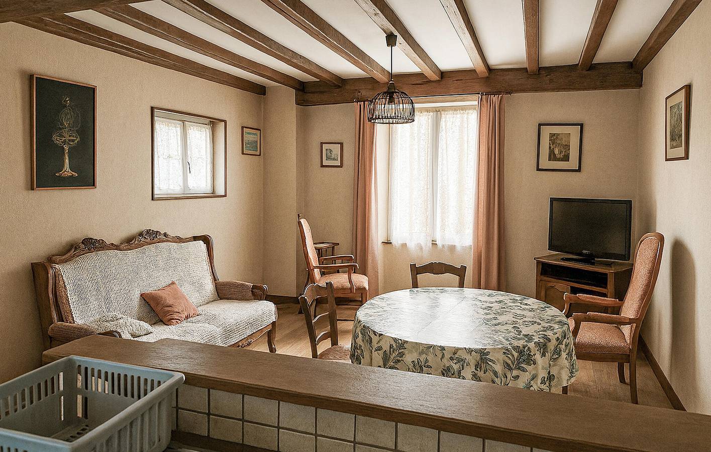 Acogedor apartamento a 1,5 km de la playa: 2 dormitorios, jardín y wifi in Barneville-Carteret, Côte de la Déroute