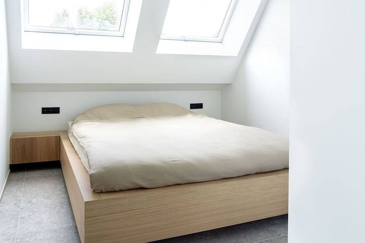 Location de vacances pour 10 personnes, avec jardin à Leeuw-Saint-Pierre - 2
