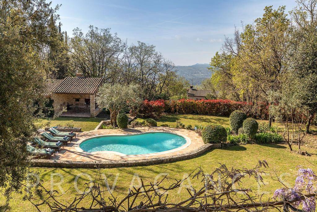 Villa Graous – A Wonderful Holiday Oasis in the Heart of Provence in Callian, Region de Draguignan