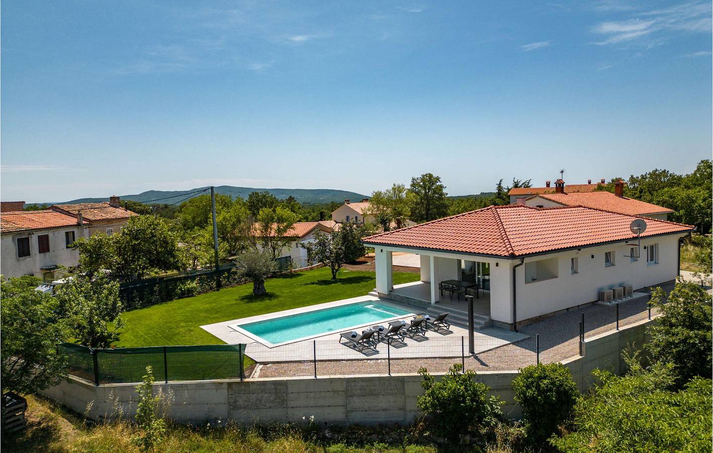Casa vacanza a Mali Golji a partire da 273€ a notte
