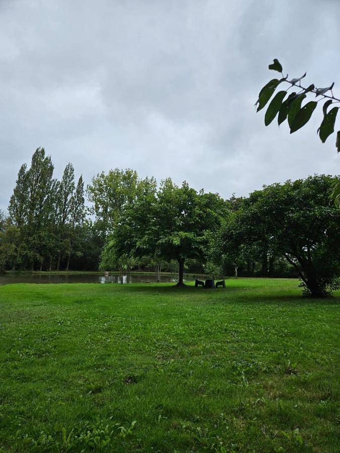 Gîte pour 2 personnes, avec vue ainsi que terrasse et jardin à Challans - 2