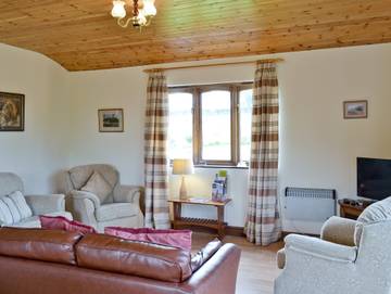 Log Cabin for 6 People in Powys, Mid-Wales, Photo 2
