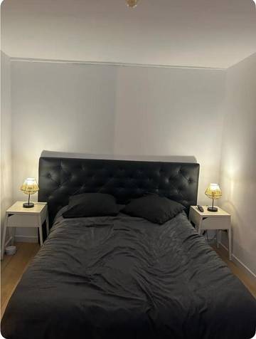 Gîte pour 2 personnes, avec vue et terrasse à Thiais
