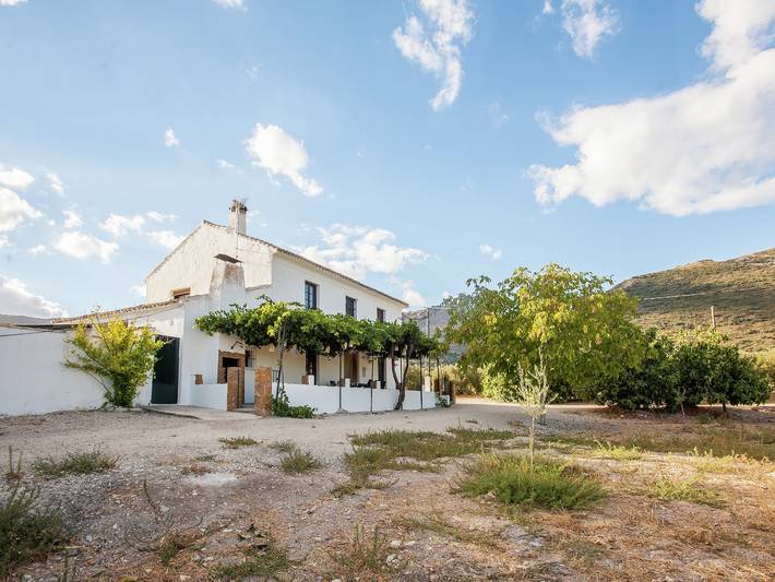 Apartamento para 12 personas, con Jardín y Piscina en Priego de Córdoba