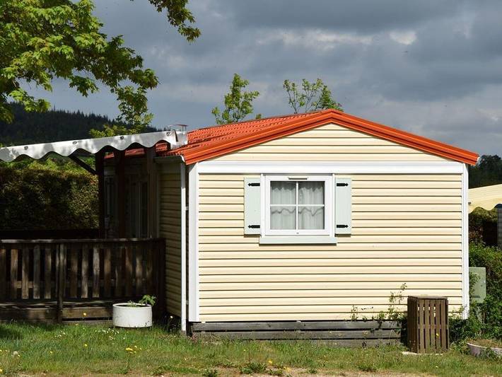 Camping De La Belle Etoile - Mobilheim 4 personen - Mh2 Mercure Komfort in Saint-Bonnet-le-Château, Montbrison