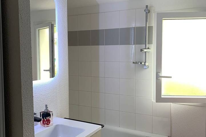 Location de vacances pour 4 personnes, avec jardin et piscine à Le Verdon-sur-Mer - 3