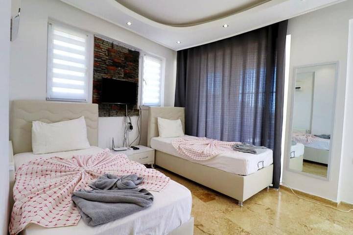 Private Villa mit 5 Schlafzimmern in Ovacik in Fethiye, Türkische Ägäis