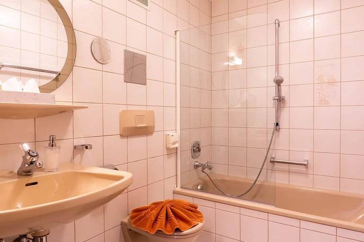 Ferienwohnung für 4 Personen, mit Balkon und Garten in Grän - 3