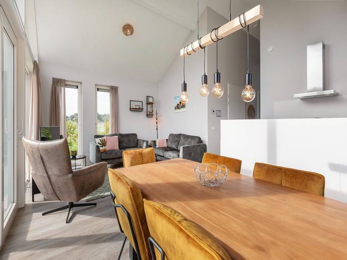 Ferienhaus für 4 Personen, mit Terrasse und Garten in Drenthe