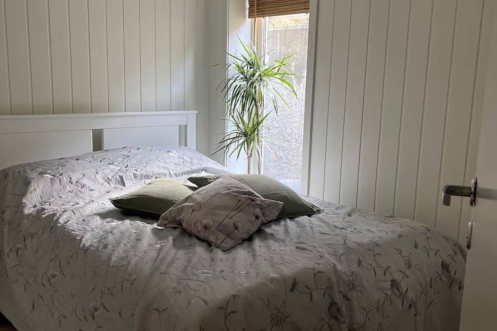 Ganze Wohnung, Basement Apartment Close to Oslo & Sandvika and Dnv ✨ Free Parking 🚗 in Bærum