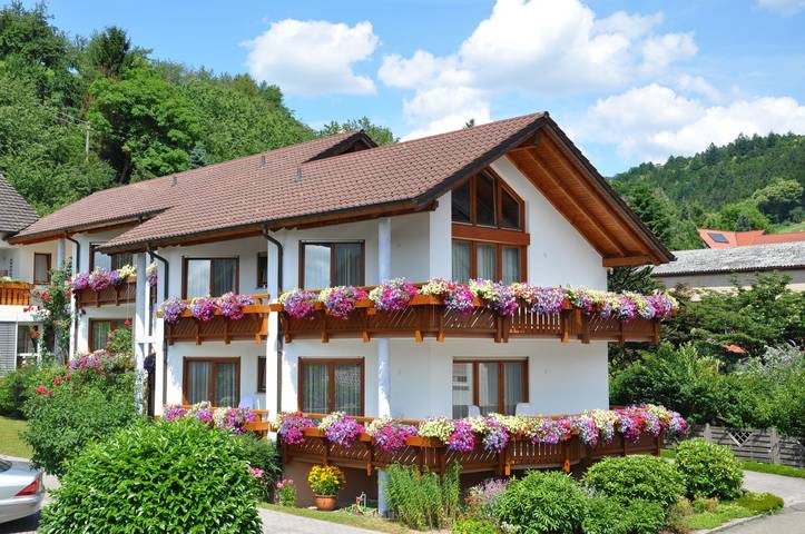 Hotel-Pension Breig garni - Einzelzimmer mit Dusche und Wc in Ottenhöfen im Schwarzwald, Achertal