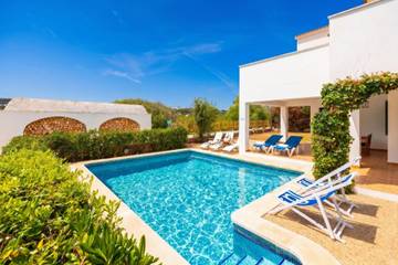 Villa in Es Mercadal, Coast of Menorca für 8 