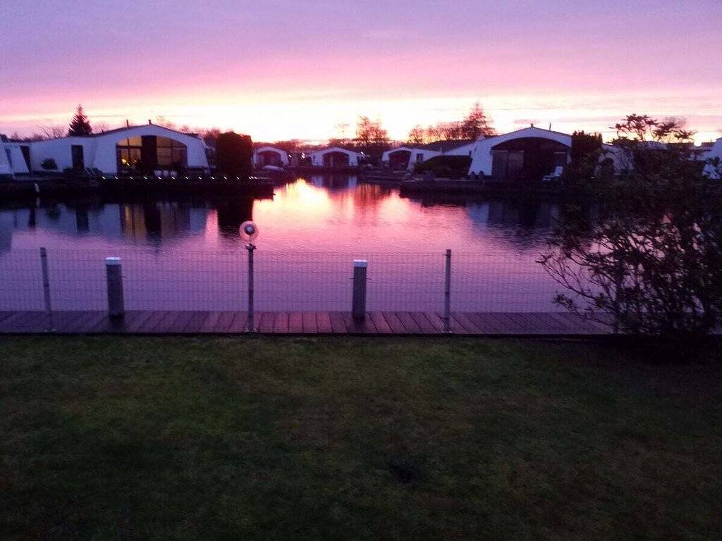 Aquaronde 75 op het schiereiland in Lemmer, IJsselmeer