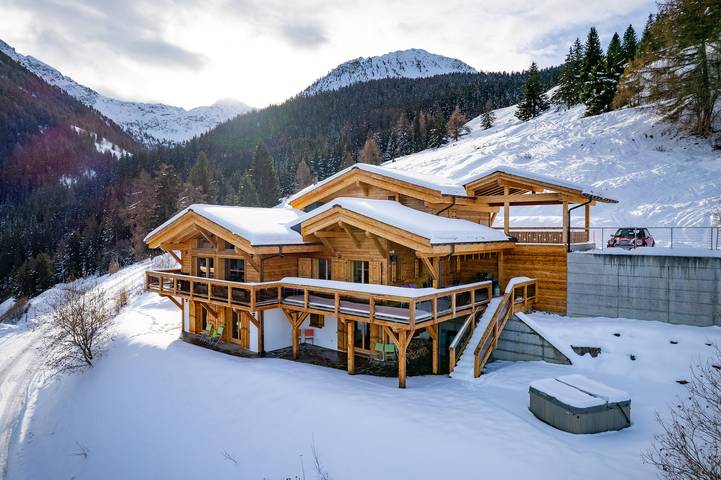 Chalet voor 16 personen, with sauna and balkon as well as tuin, kindvriendelijk - 1