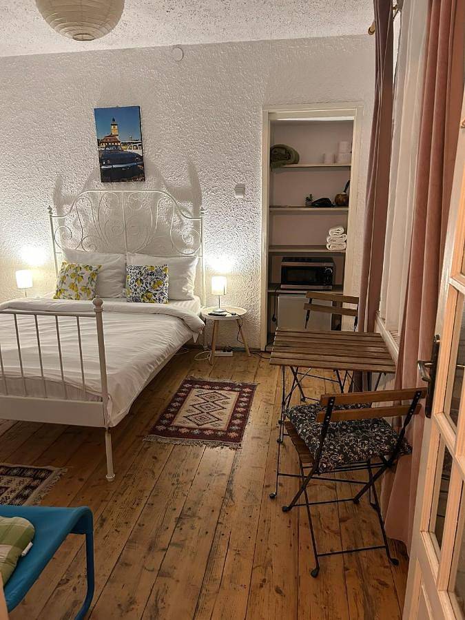 Gîte pour 5 personnes, avec jardin dans Poiana Brasov - Brasov - 2