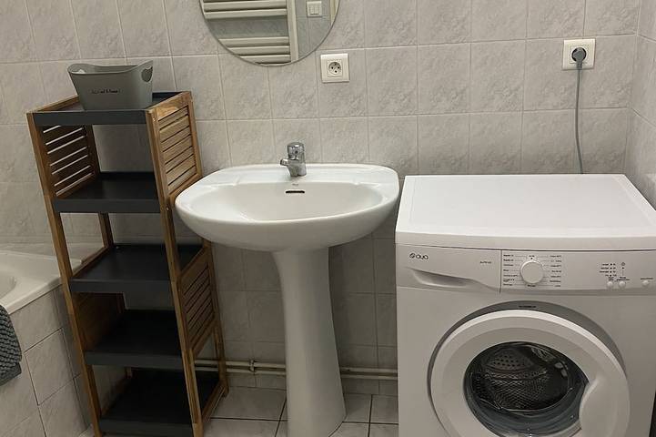 Gîte pour 4 personnes, avec jacuzzi à Rives - 4