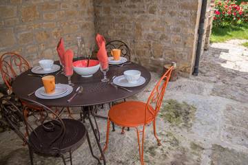Gîte pour 4 Personnes dans Sainte-Hélène (Lozère), Massif central, Photo 2