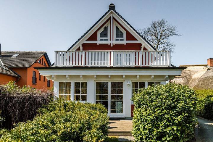 Ferienwohnung für 4 Personen, mit Terrasse in Ahrenshoop