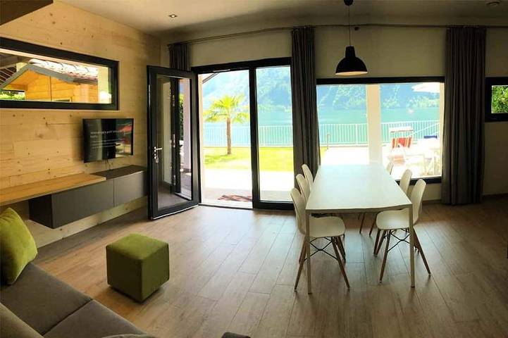 Direkt am See mit Garten in Idro, Gardasee-Berge