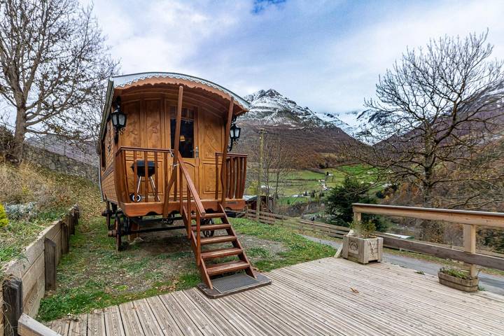 Gîte pour 2 personnes, avec terrasse ainsi que sauna et jacuzzi, animaux acceptés à Gèdre - 2